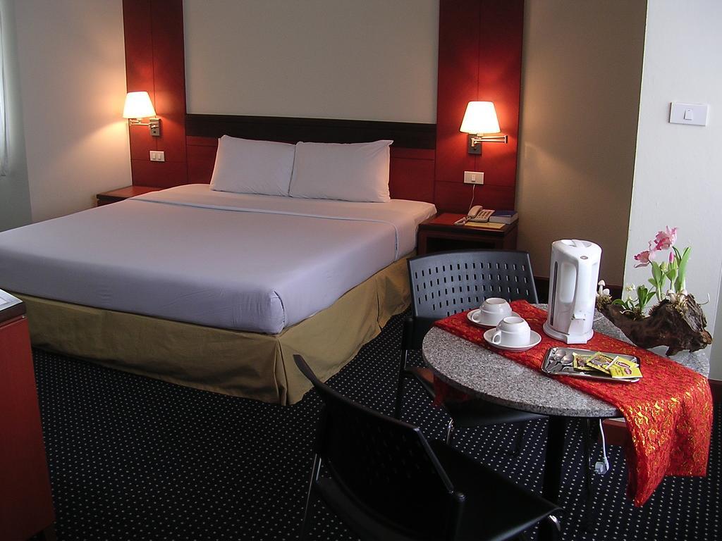 Hatyai Golden Crown Hotel Hat Yai Eksteriør billede
