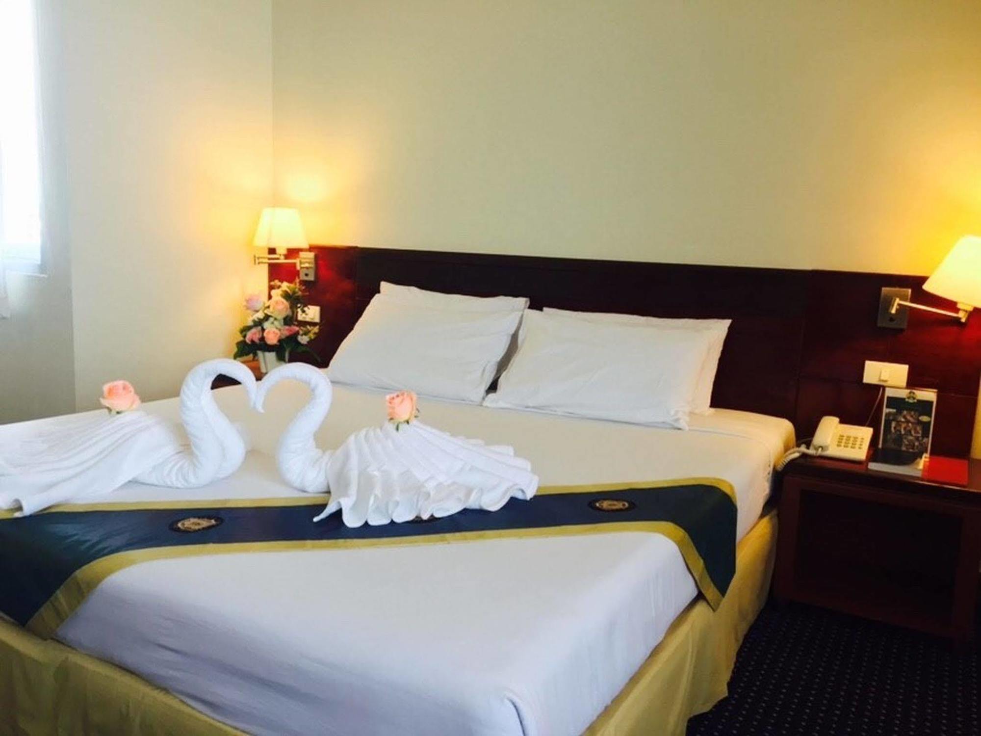 Hatyai Golden Crown Hotel Hat Yai Eksteriør billede